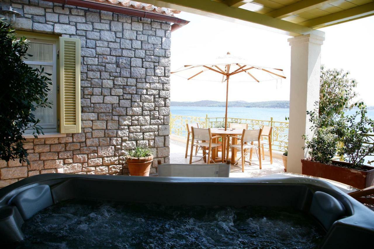 Mourayio Bed & Breakfast Ермиони Екстериор снимка